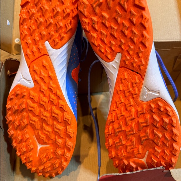Unisex Puma Turf Soccer Cleats size 8.5 Men/10 Women - Picture 7 of 8
